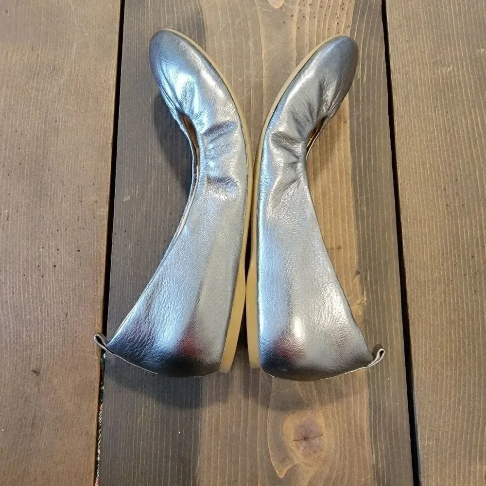 J. Crew Silver Metallic Flats Leather size 5.5